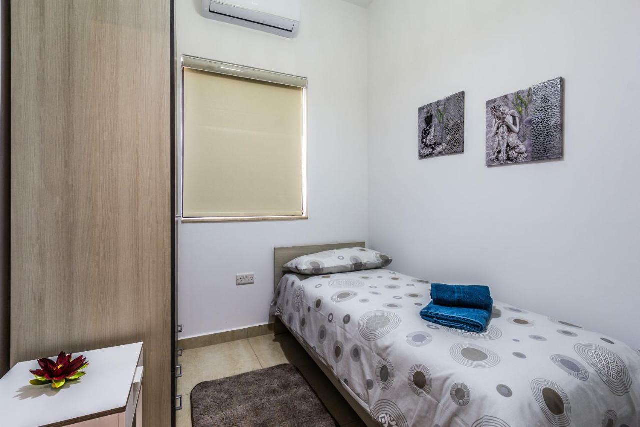 Sunny Modern Apartments Mellieħa Екстериор снимка